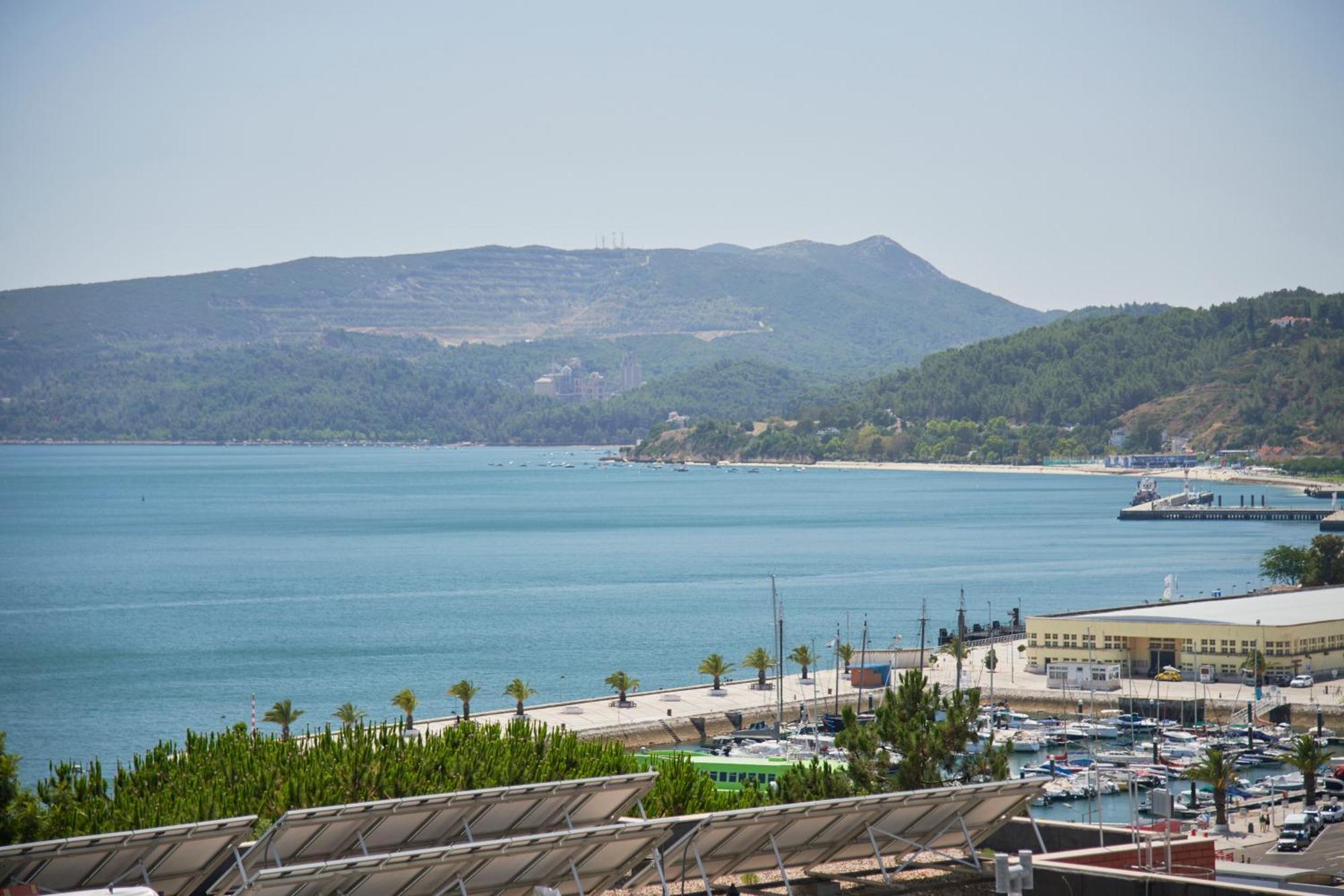 Sunset Bay View, Renovated Apt, By Timecooler Setúbal Dış mekan fotoğraf